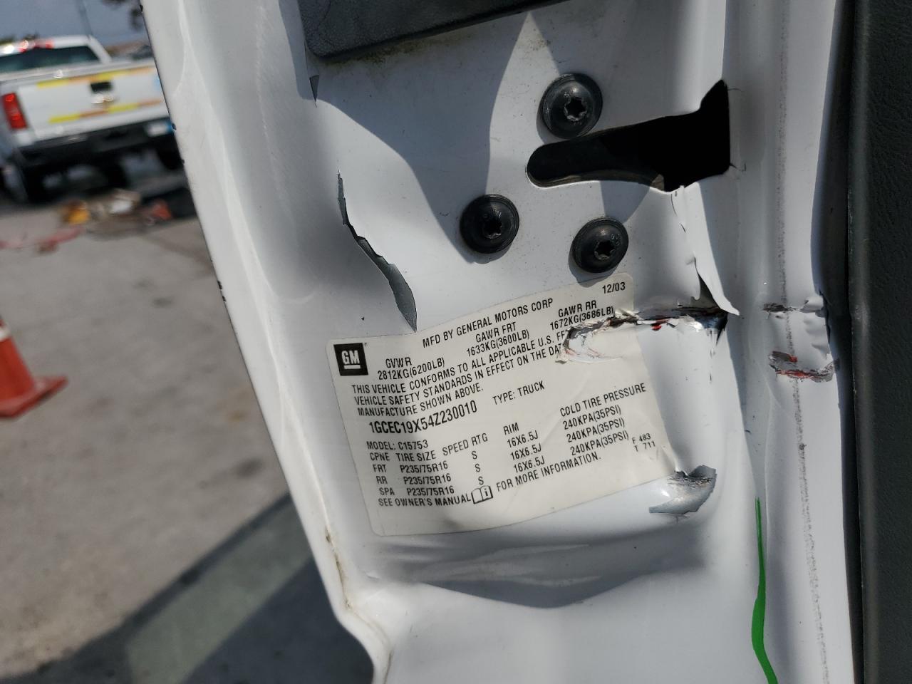 2004 Chevrolet Silverado C1500 VIN: 1GCEC19X54Z230010 Lot: 80999085