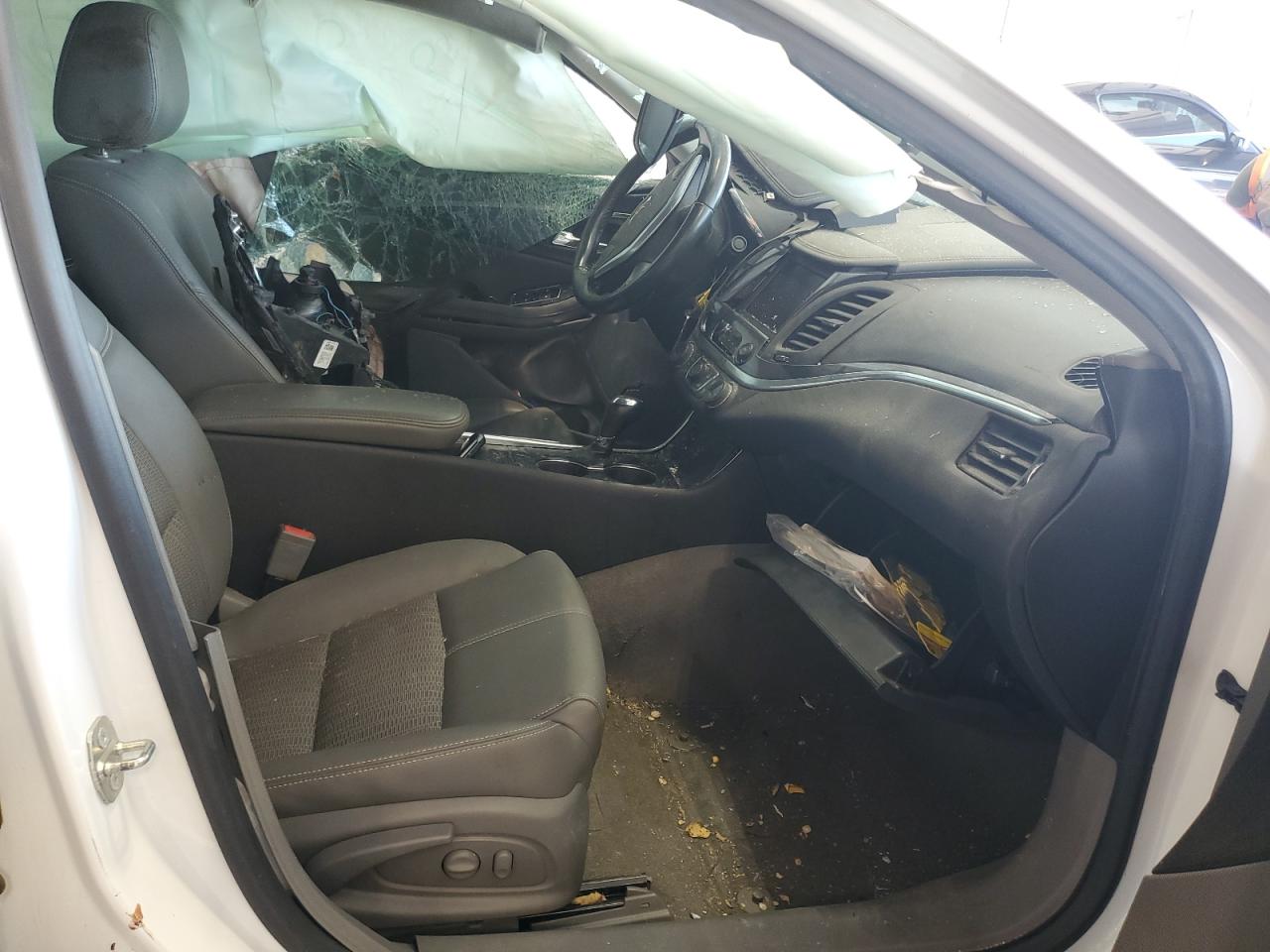 2018 Chevrolet Impala Lt VIN: 2G1105S32J9143833 Lot: 71262125