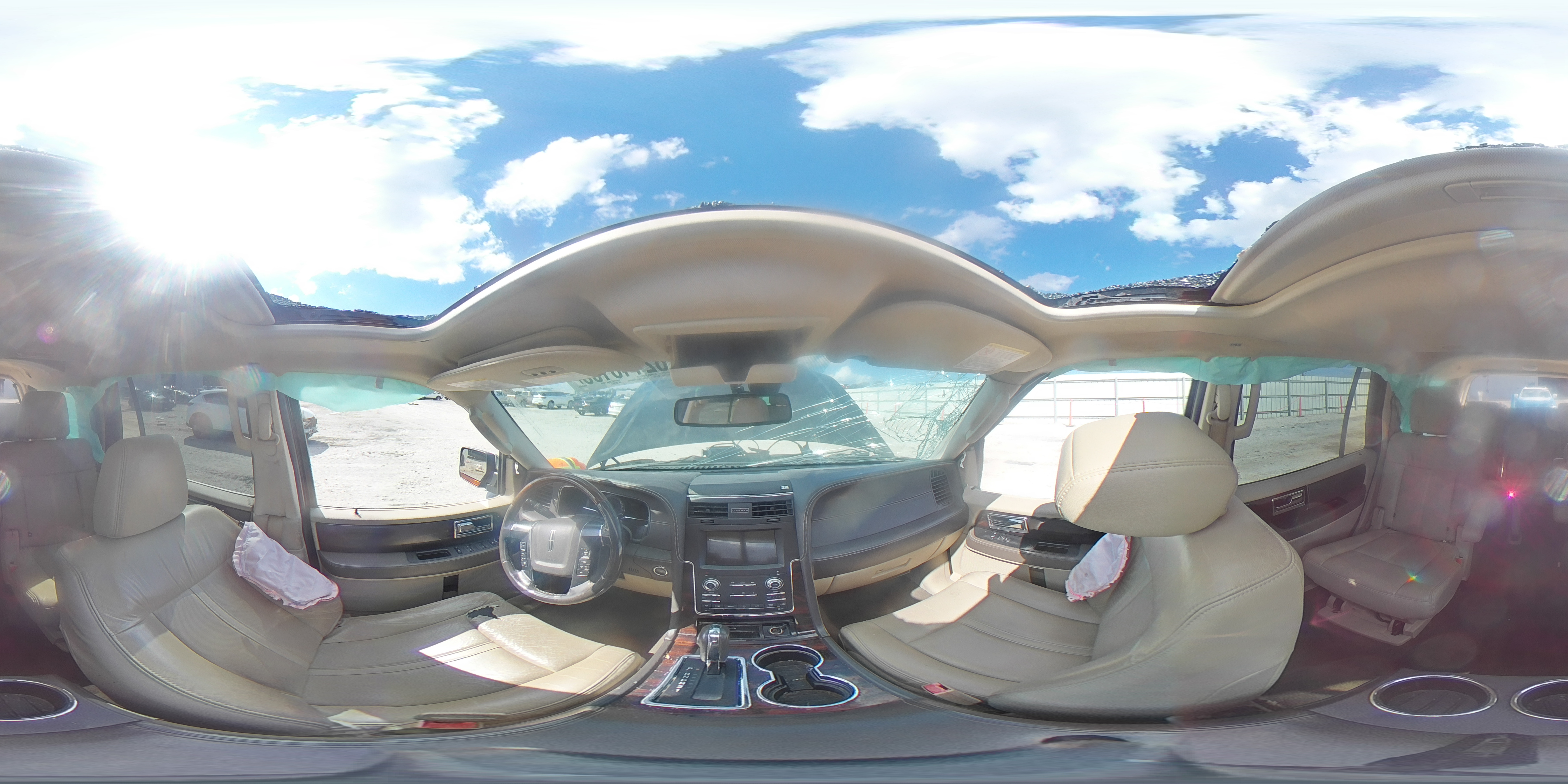 2016 Lincoln Navigator Reserve VIN: 5LMJJ2KT4GEL05706 Lot: 82148105