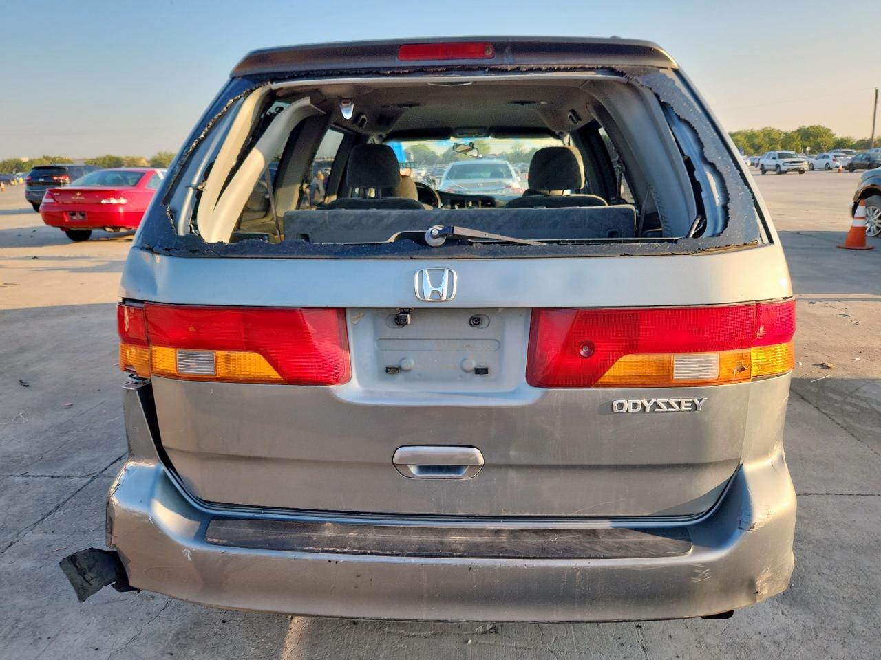 2002 Honda Odyssey Ex VIN: 5FNRL18622B002513 Lot: 71798025