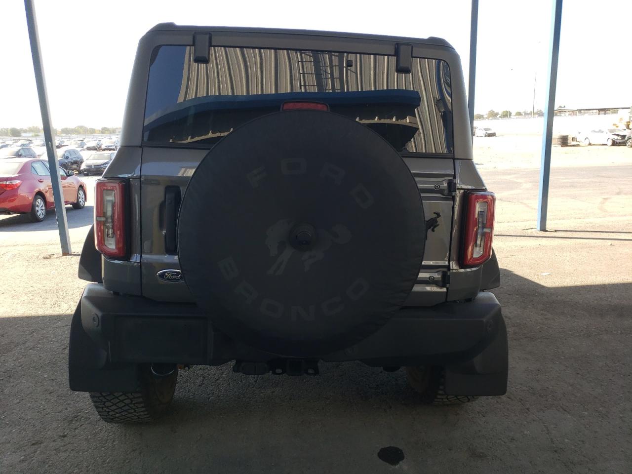 2022 Ford Bronco Base VIN: 1FMEE5DP1NLB24291 Lot: 81697575