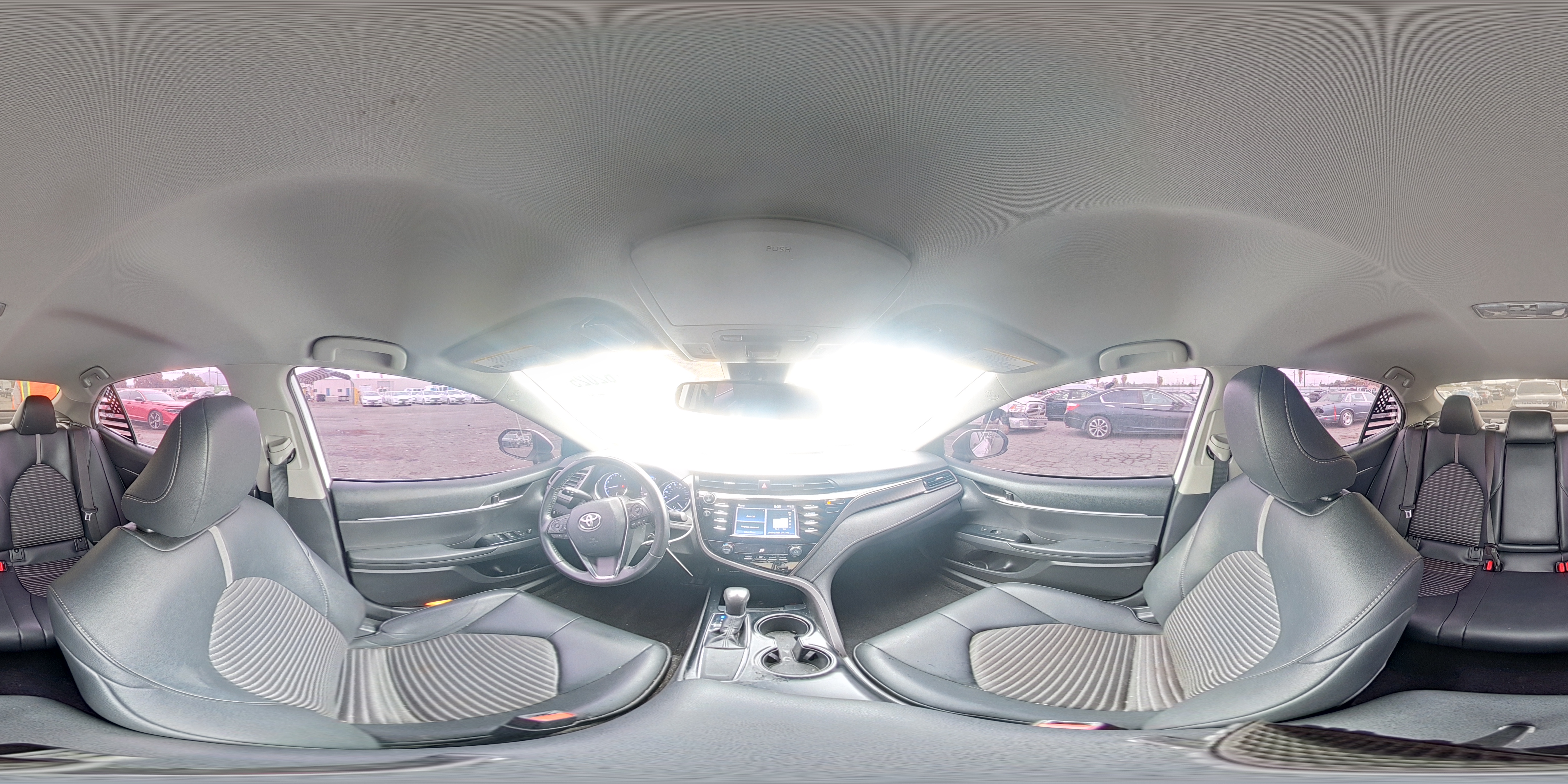 2019 Toyota Camry L VIN: 4T1B11HKXKU734010 Lot: 83762025