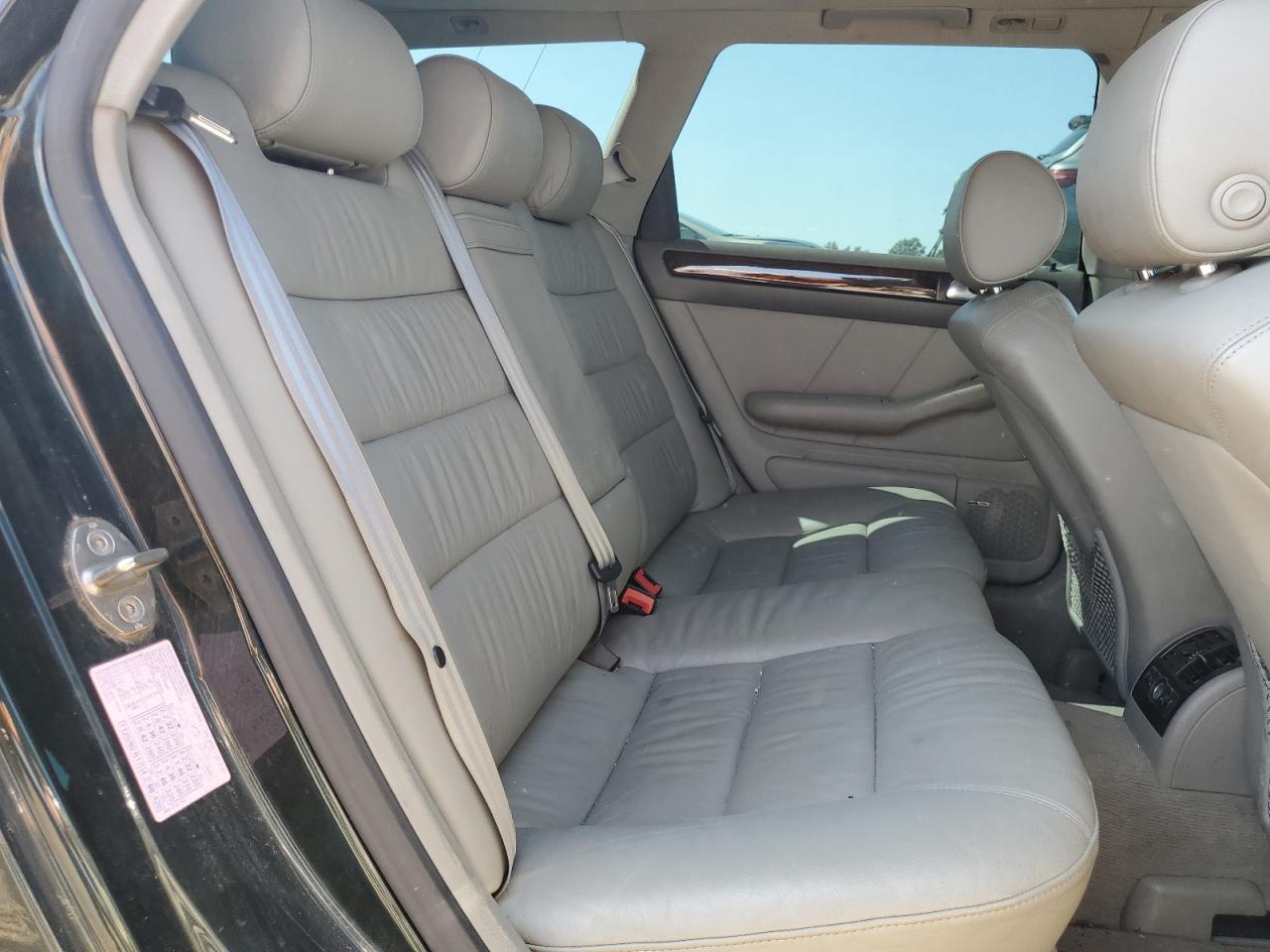 2002 Audi A6 3.0 Avant Quattro VIN: WAUVT64B82N130543 Lot: 81453065