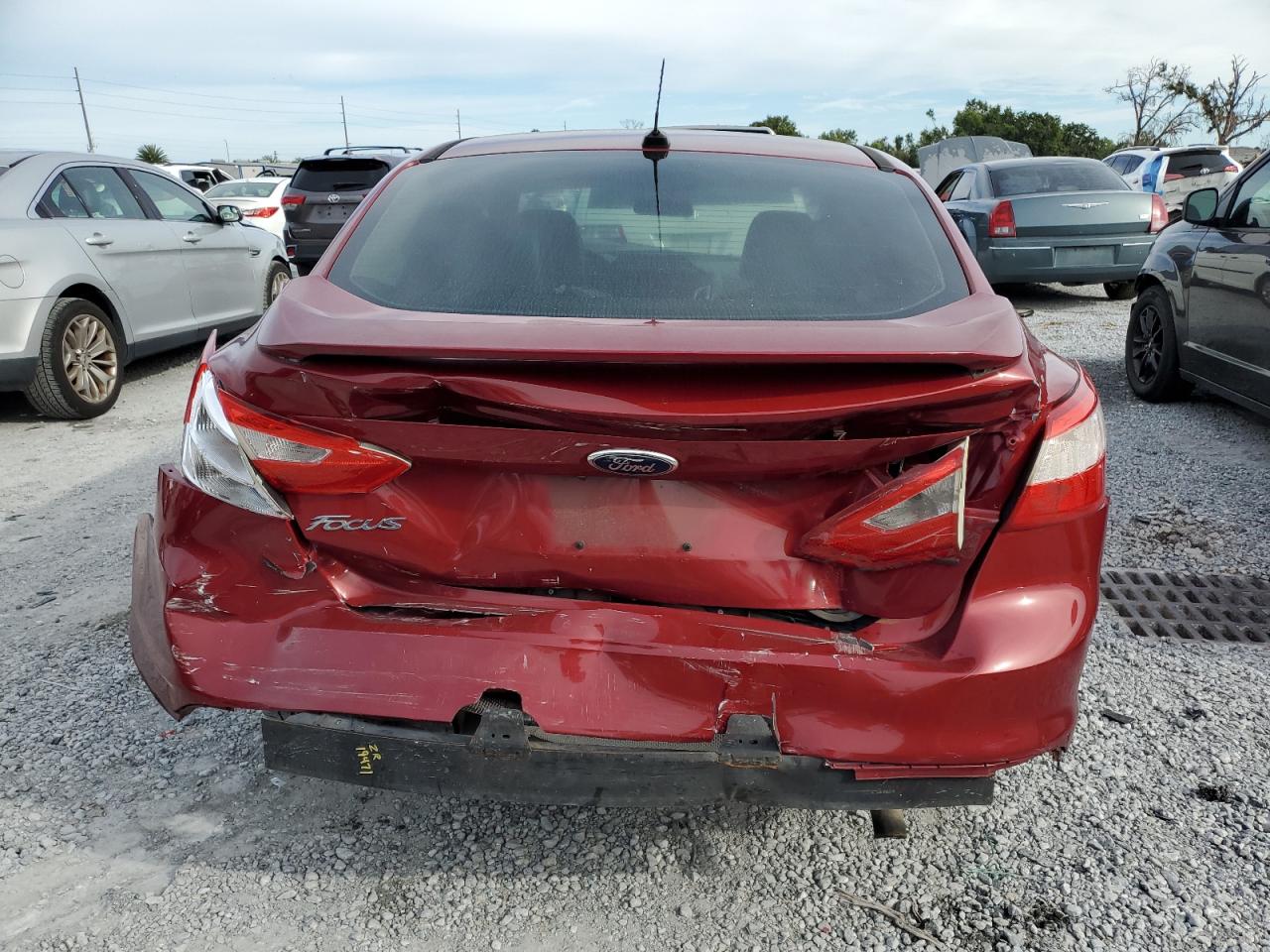 2014 Ford Focus Se VIN: 1FADP3F2XEL274888 Lot: 81662265