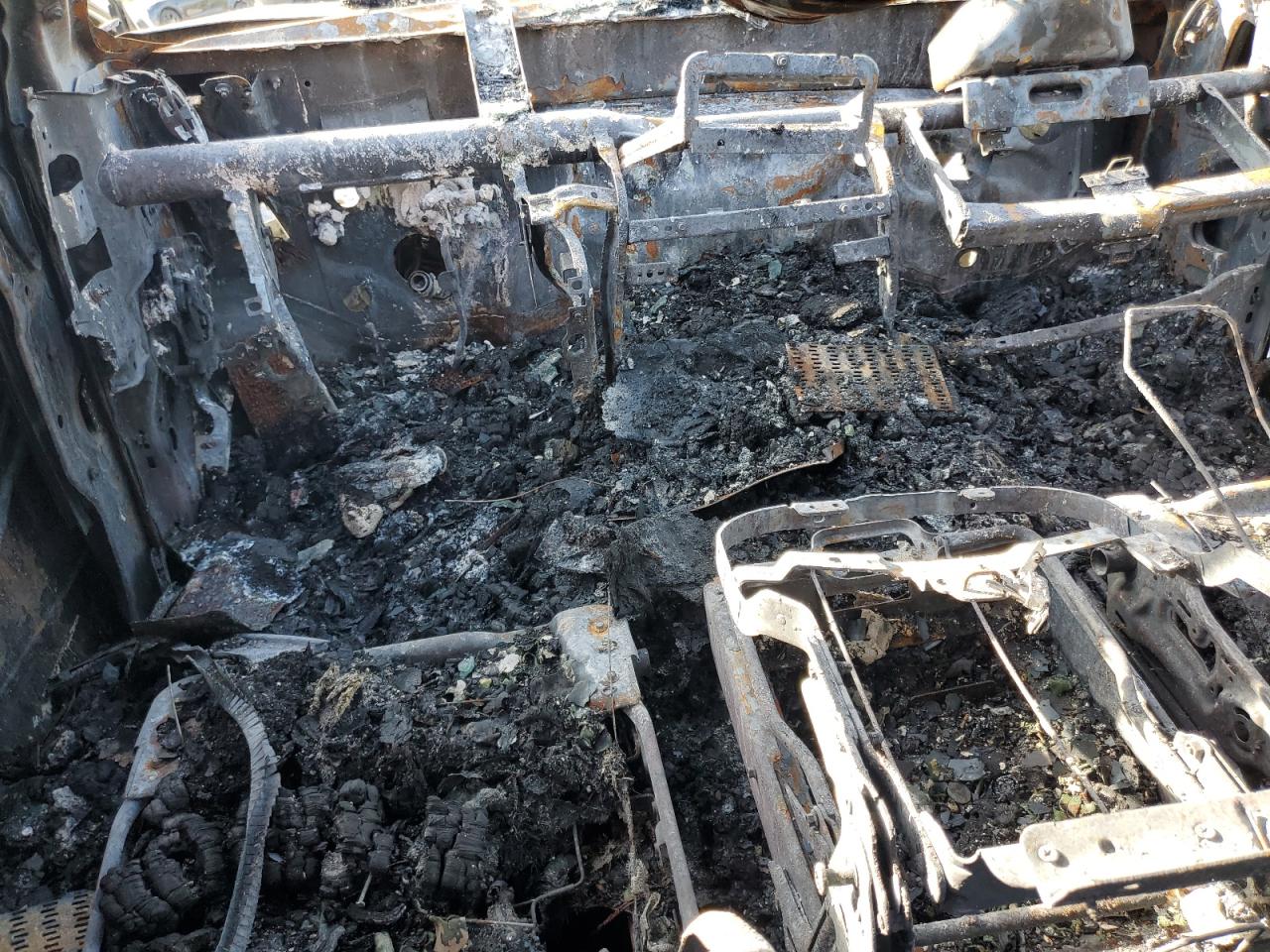 2014 Ram 2500 Slt VIN: 3C6UR5DL5EG121061 Lot: 82126915