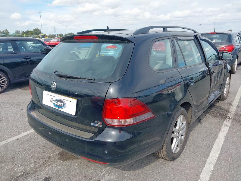 2013 VOLKSWAGEN GOLF S BLUEMOTION TDI 