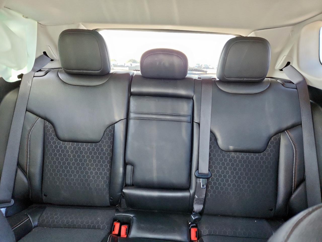 2019 Jeep Compass Latitude VIN: 3C4NJCBB2KT855887 Lot: 83860495