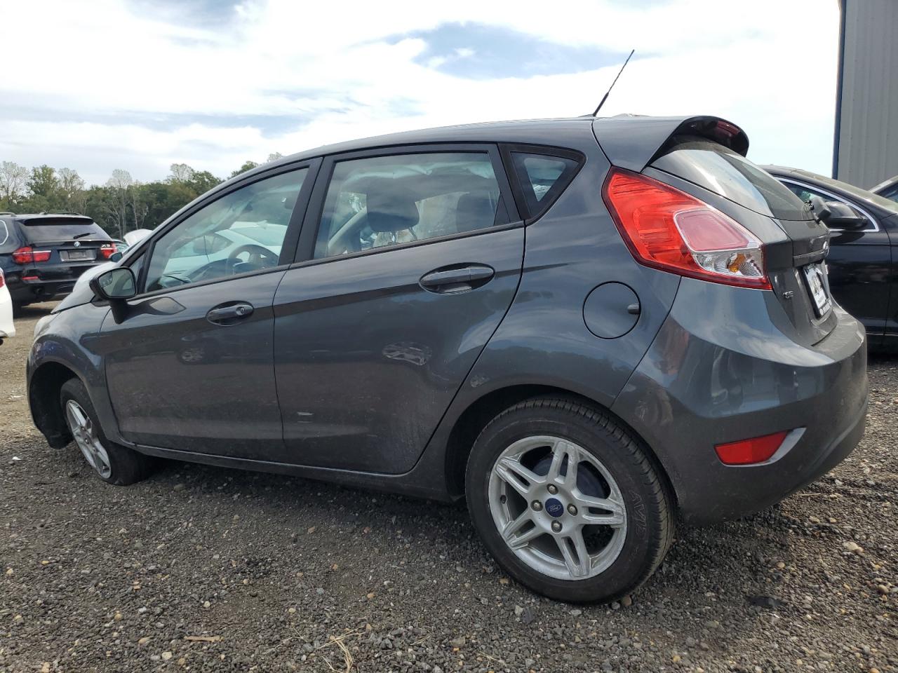 2018 Ford Fiesta Se grey null gasoline 3FADP4EJXJM131897 photo #3