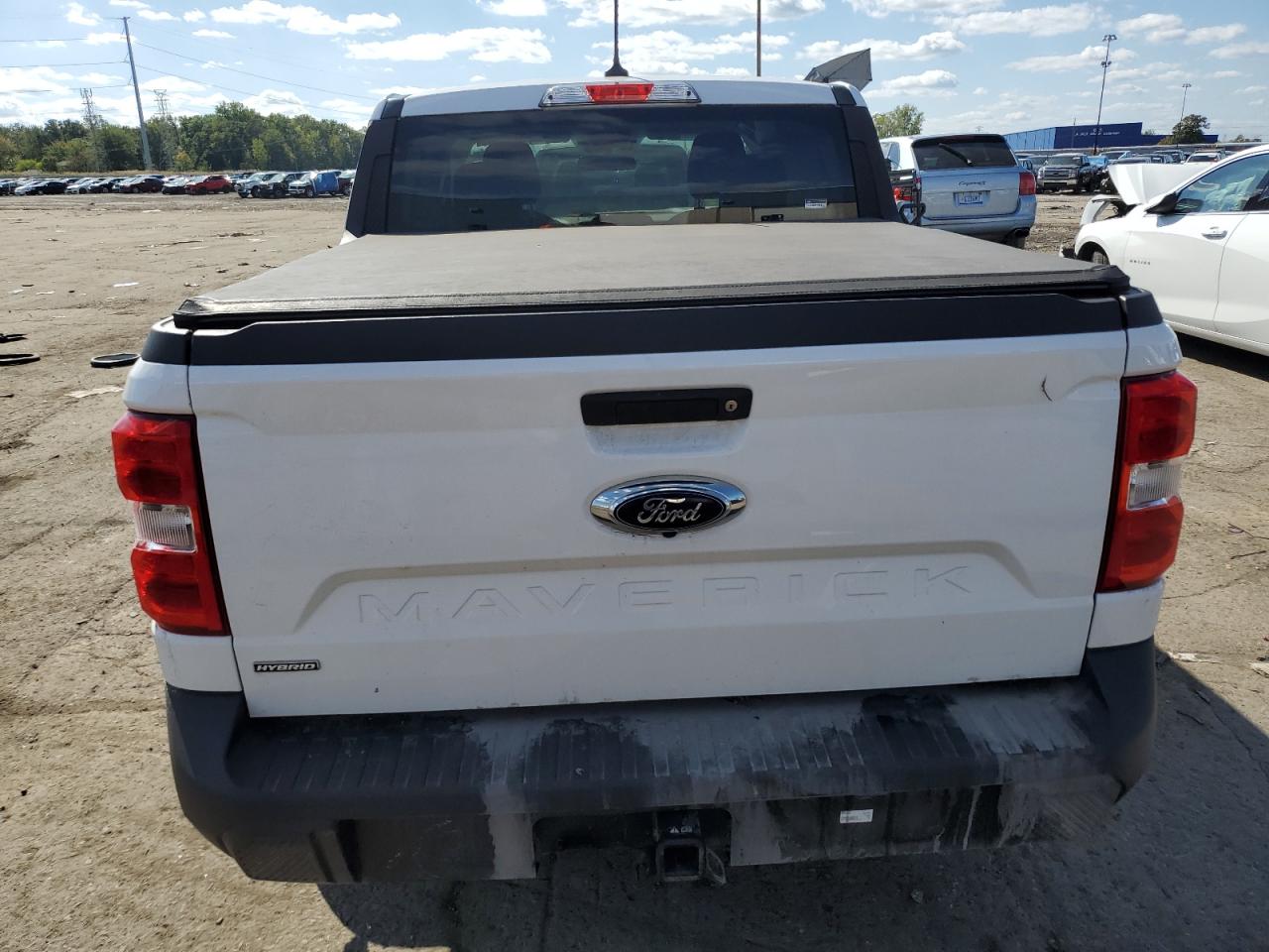 2022 Ford Maverick Xl VIN: 3FTTW8E33NRB00307 Lot: 81898185