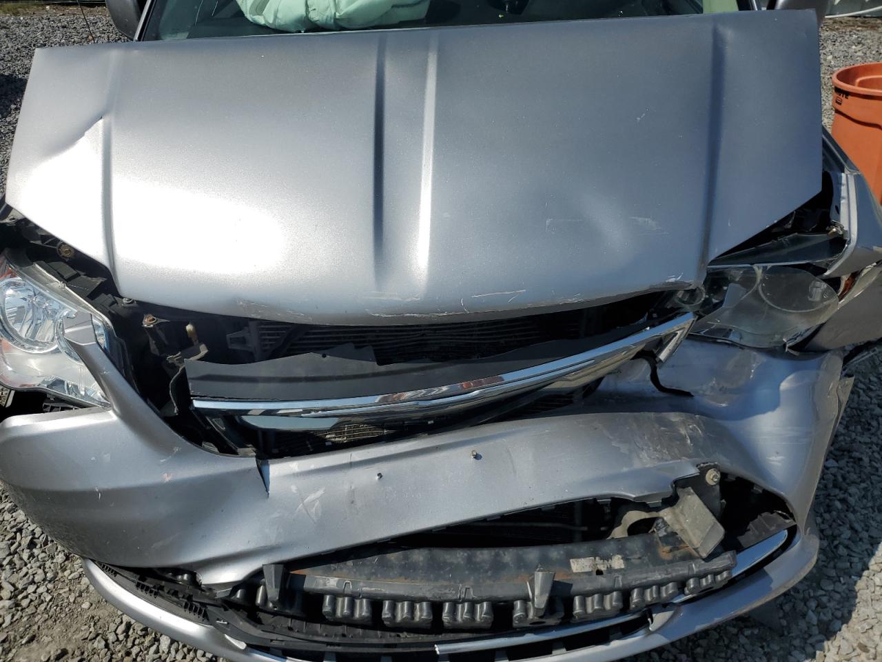 2016 Chrysler Town & Country Touring VIN: 2C4RC1BG5GR228560 Lot: 72000985