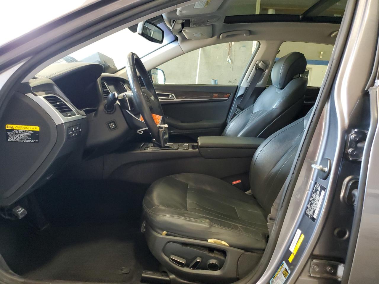 2015 Hyundai Genesis 3.8L VIN: KMHGN4JE1FU059959 Lot: 71410195