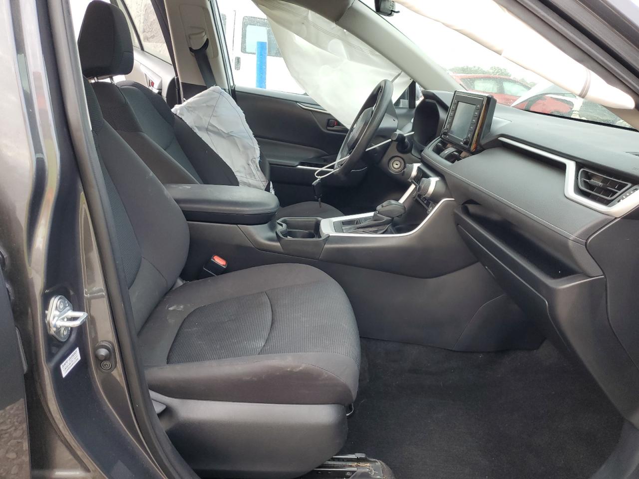 2021 Toyota Rav4 Le VIN: 2T3G1RFV3MW226859 Lot: 84164745