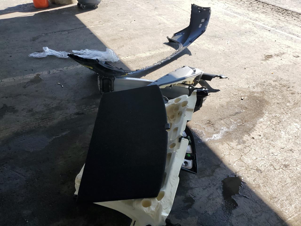 2022 Tesla Model Y VIN: 7SAYGDEE3NF554235 Lot: 80519035