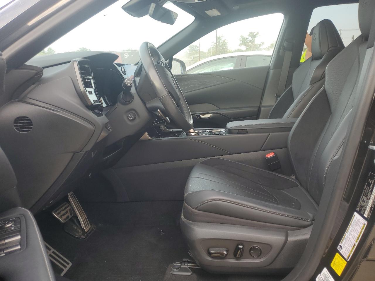 2024 Lexus Rx 500H F Sport VIN: 2T2BCMEAXRC015497 Lot: 81610235