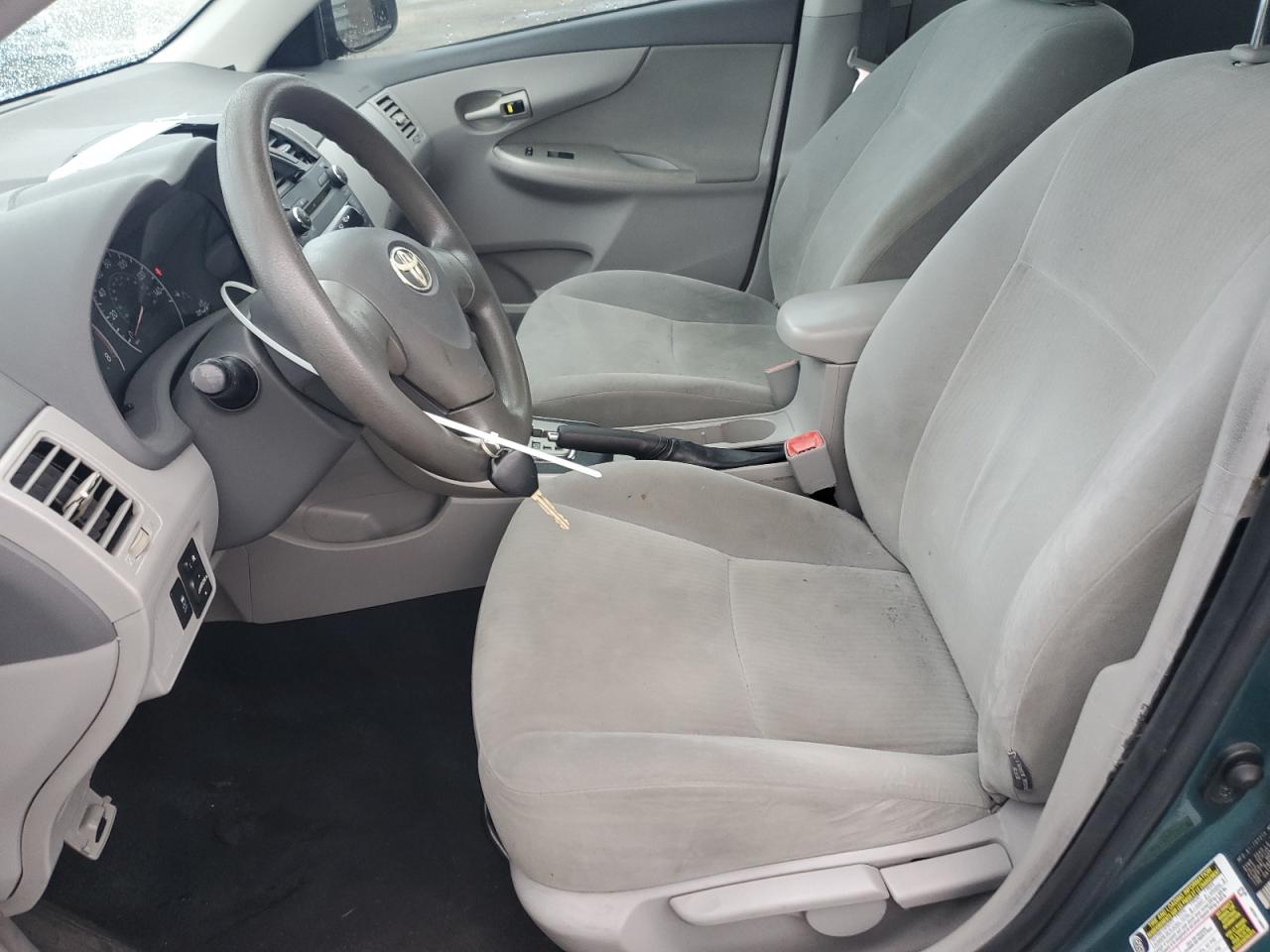 2010 Toyota Corolla Base VIN: 2T1BU4EE2AC290645 Lot: 81820385