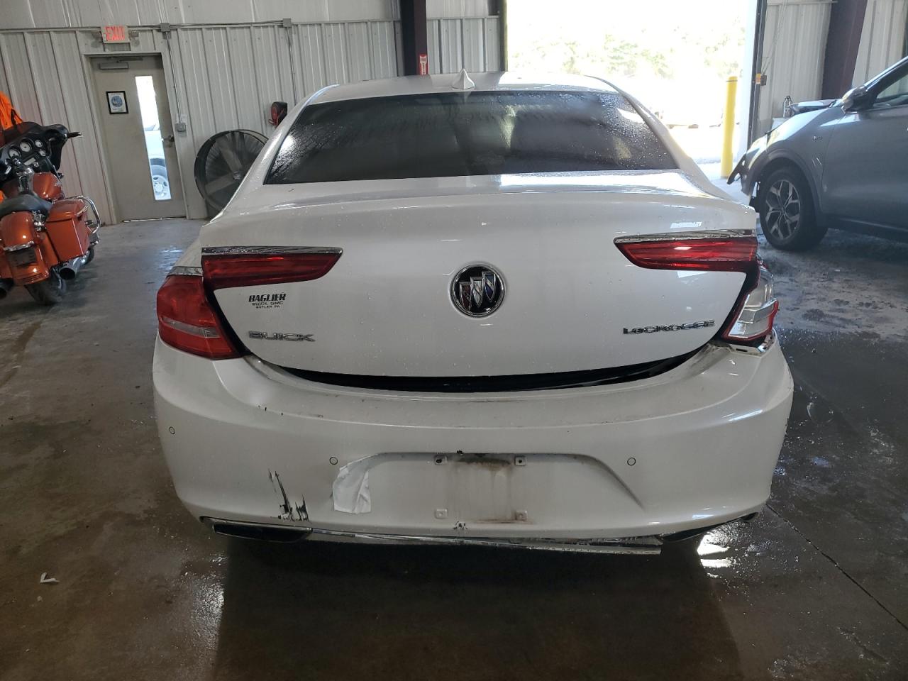 2018 Buick Lacrosse Essence VIN: 1G4ZP5SSXJU141257 Lot: 70160415