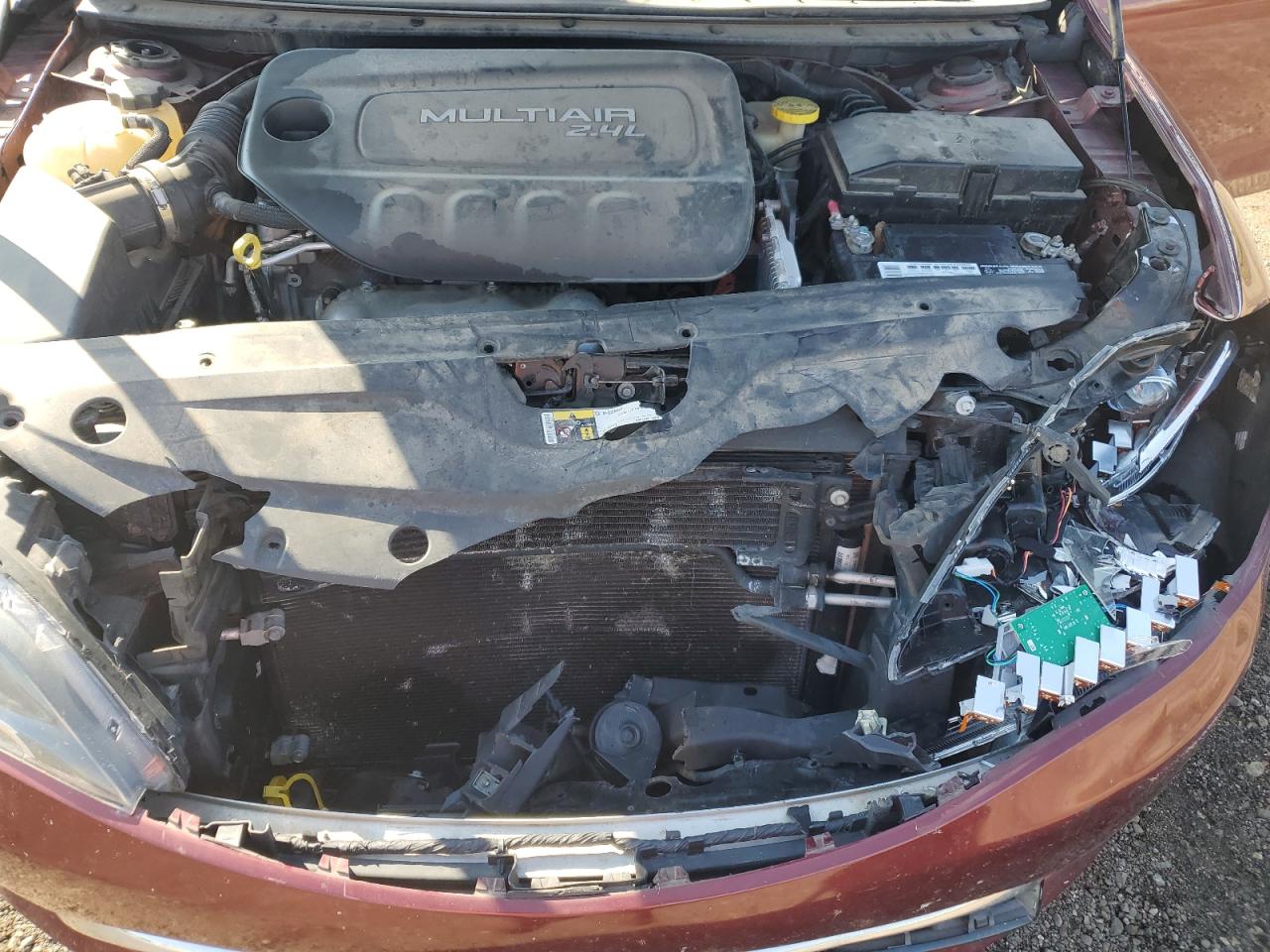 2015 Chrysler 200 C VIN: 1C3CCCCB5FN561622 Lot: 81822605