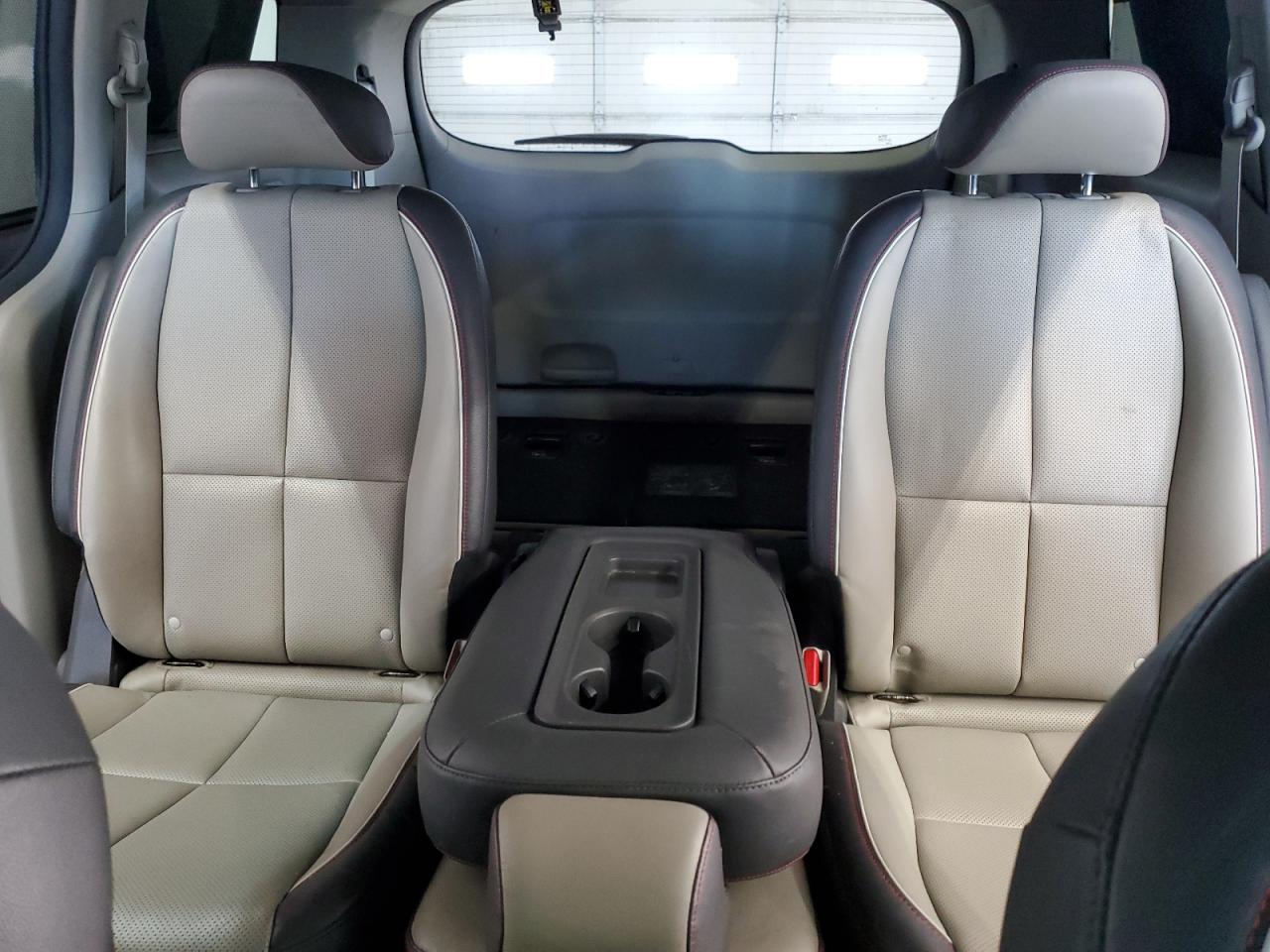 2017 Kia Sedona Ex VIN: KNDMC5C12H6277347 Lot: 81916255