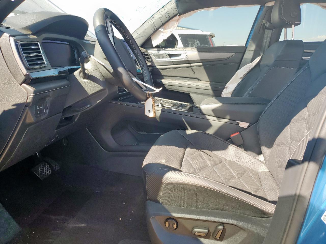 2024 Volkswagen Atlas Cross Sport Se VIN: 1V2KE2CA3RC259683 Lot: 80102365