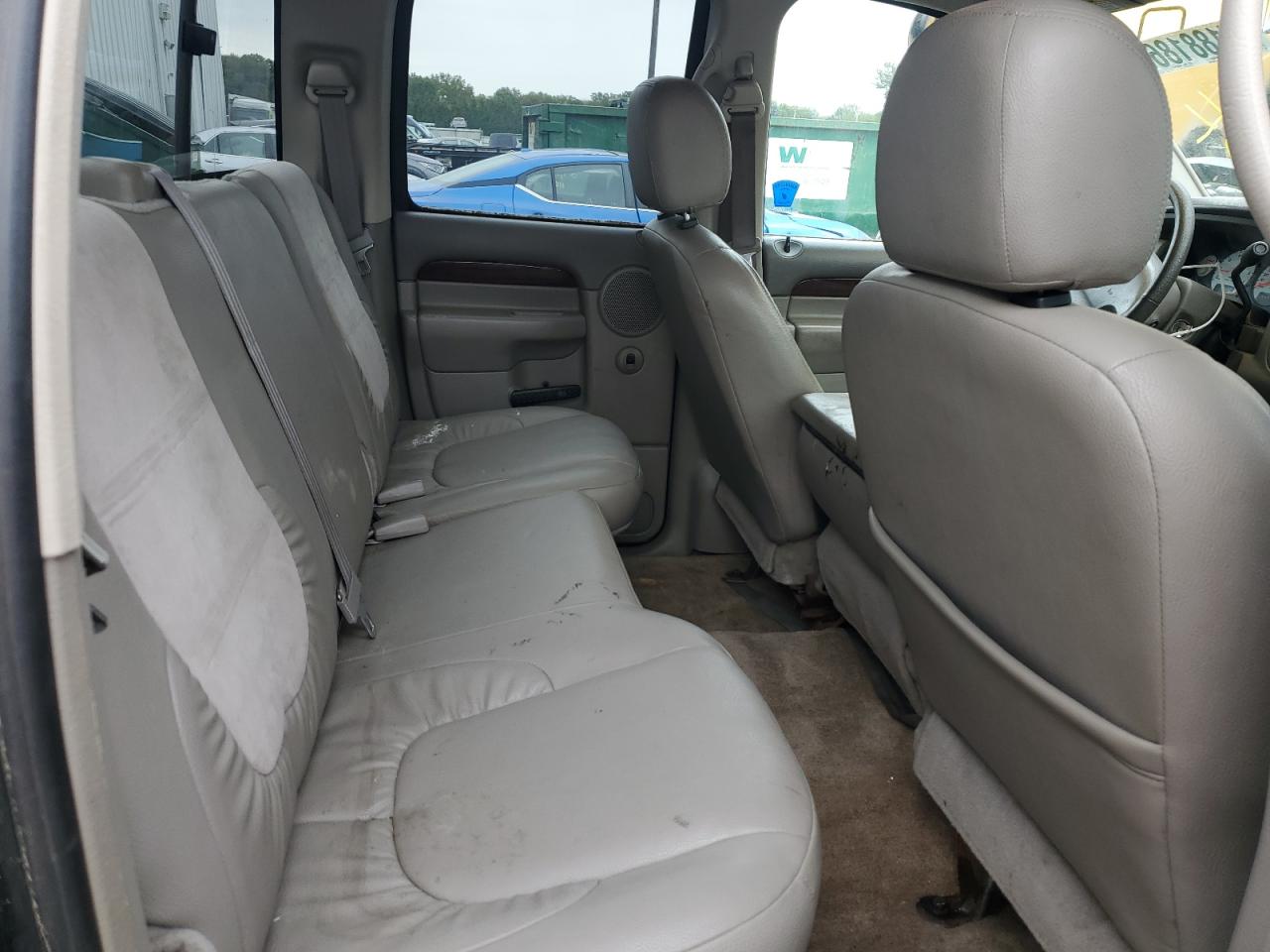 2002 Dodge Ram 1500 VIN: 1B7HU18ZX2J113239 Lot: 71881865