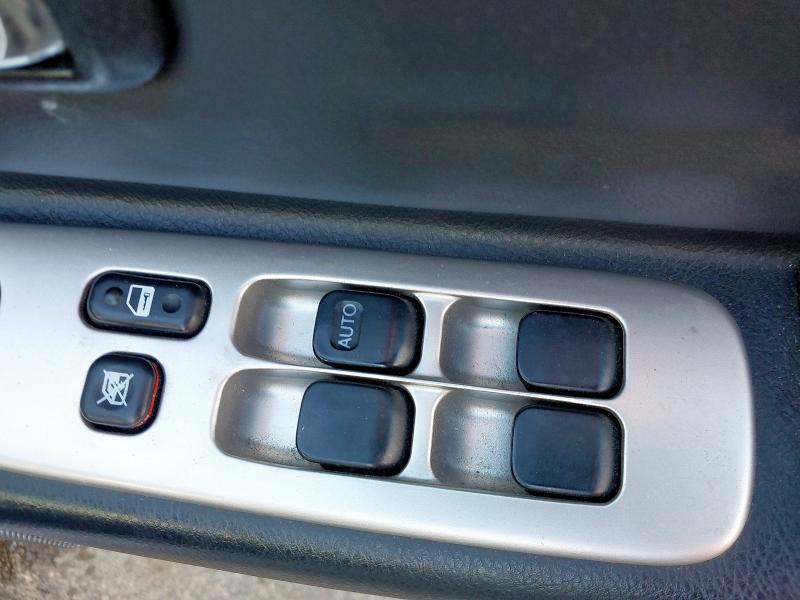 2005 LEXUS IS200 SE AUTO 