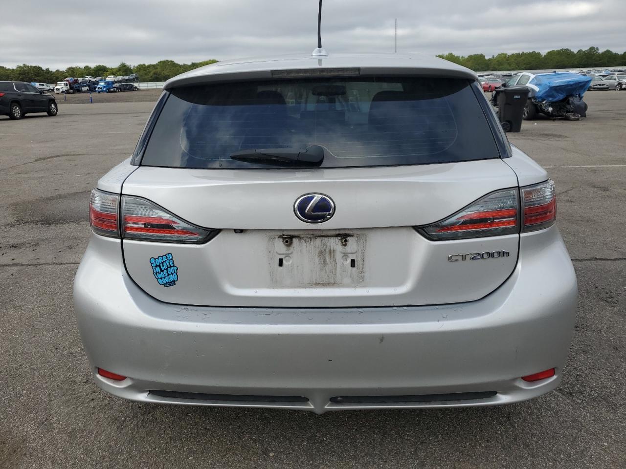 2011 Lexus Ct 200 VIN: JTHKD5BH6B2040165 Lot: 81017555