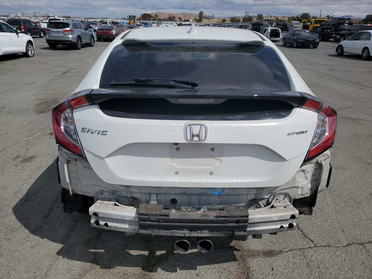 2018 Honda Civic Sport VIN: SHHFK7H47JU418562 Lot: 71672945