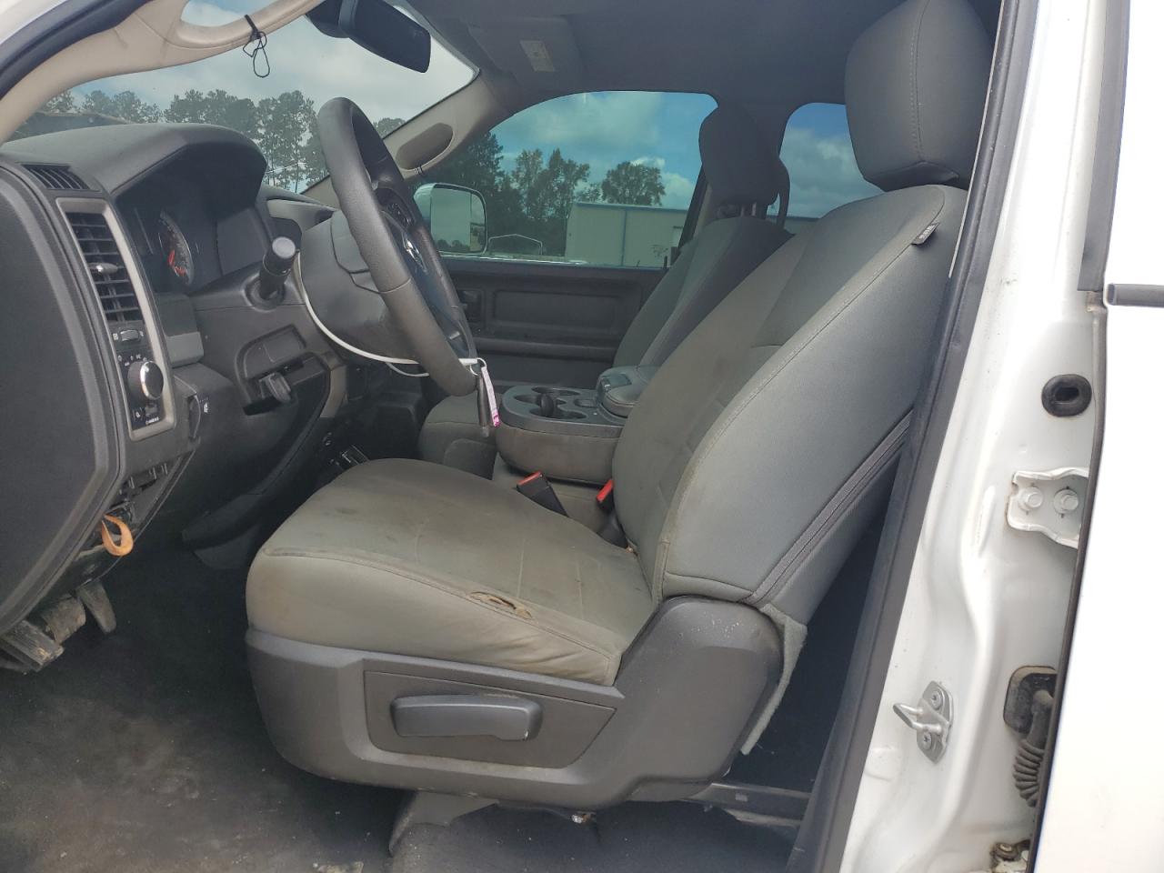 2019 Ram 1500 Classic Tradesman VIN: 1C6RR6FG3KS613264 Lot: 72077125