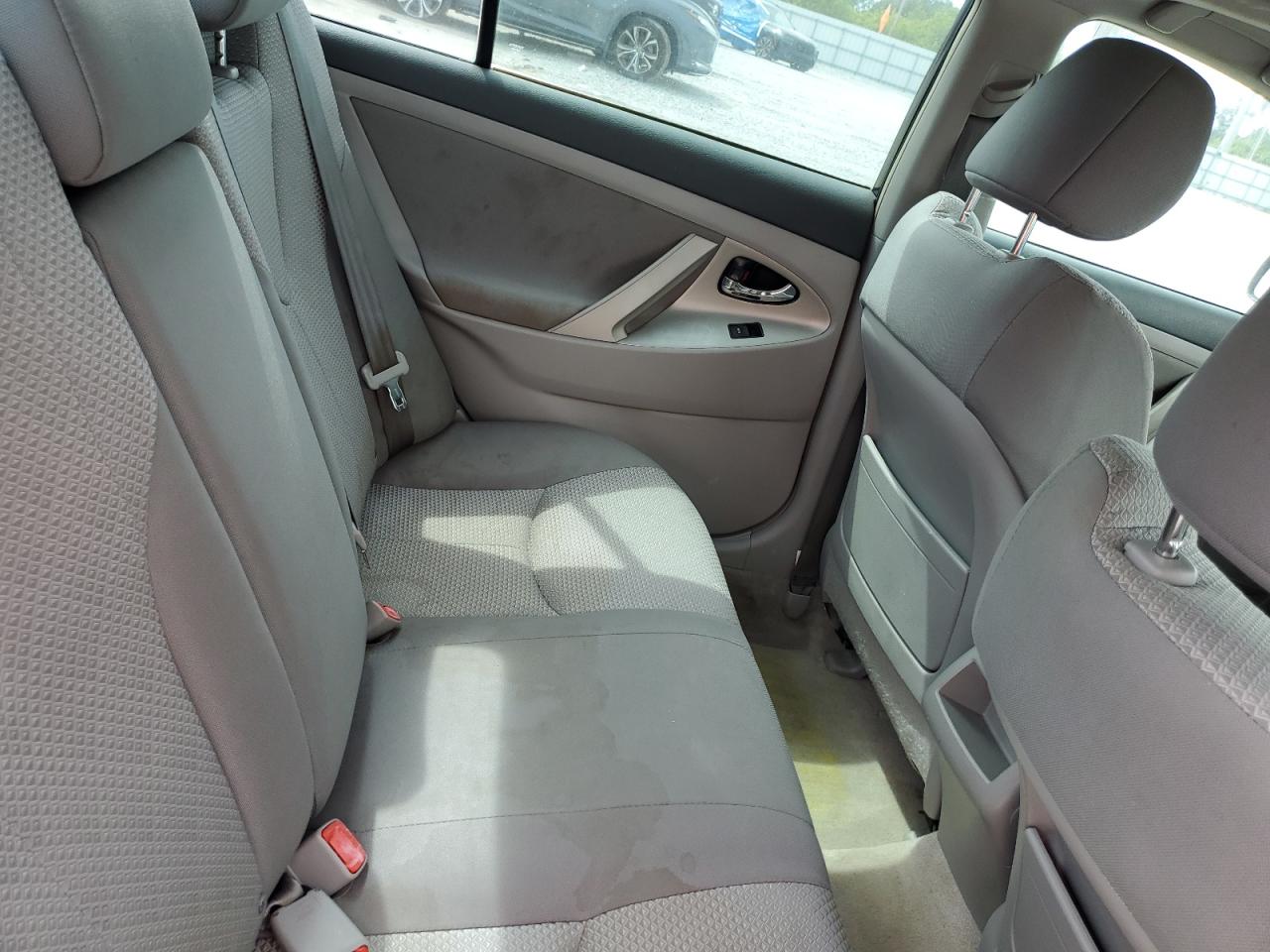 2011 Toyota Camry Base VIN: 4T1BF3EKXBU122424 Lot: 83763845