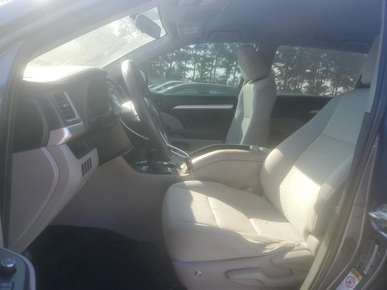 2016 Toyota Highlander Le VIN: 5TDZARFH6GS019276 Lot: 80760965