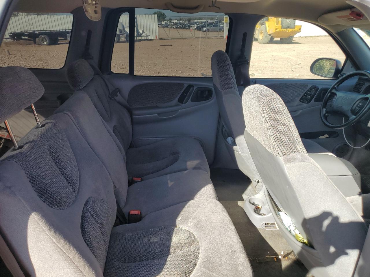 1998 Dodge Durango VIN: 1B4HS28YXWF108440 Lot: 81870455