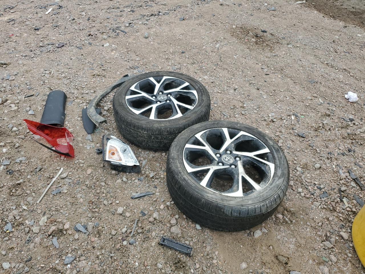 2019 Toyota C-Hr Xle VIN: NMTKHMBX9KR077533 Lot: 84803295