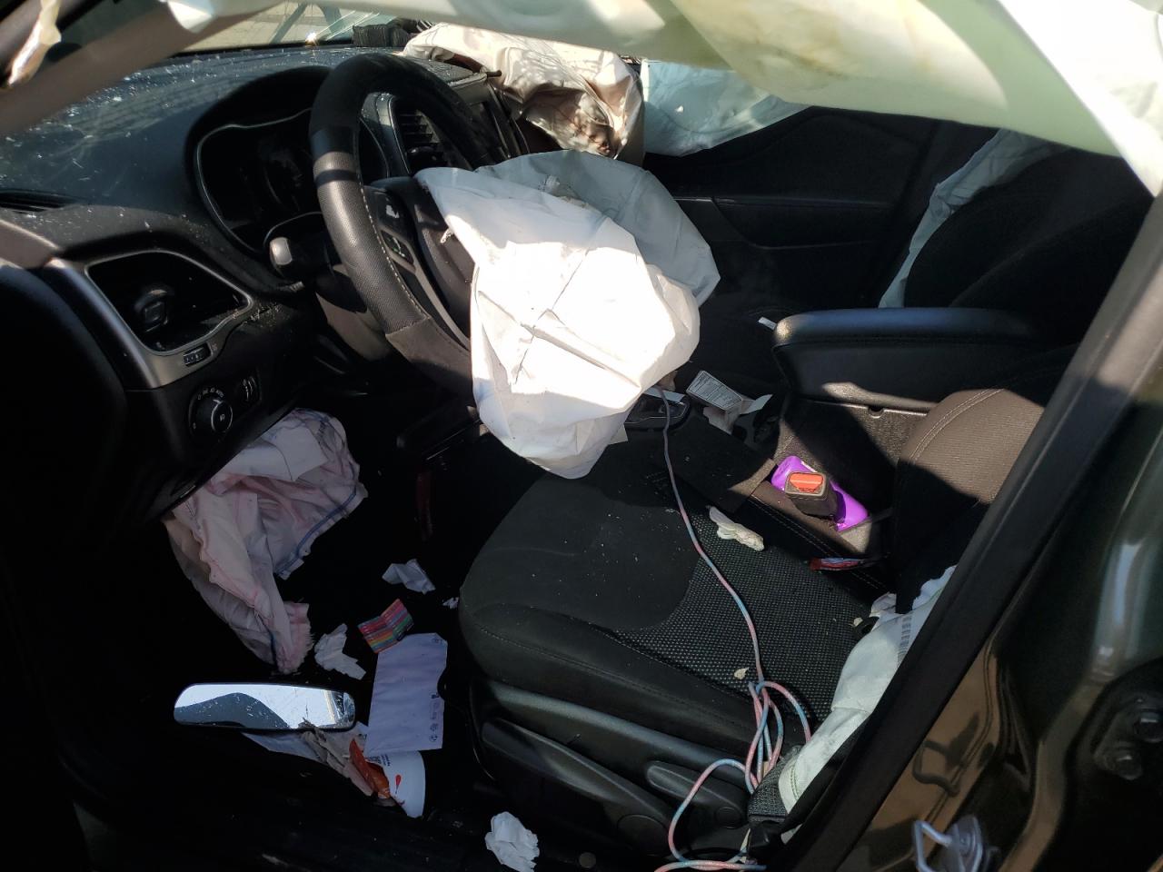 2019 Jeep Cherokee Latitude VIN: 1C4PJLCB3KD285184 Lot: 70707715