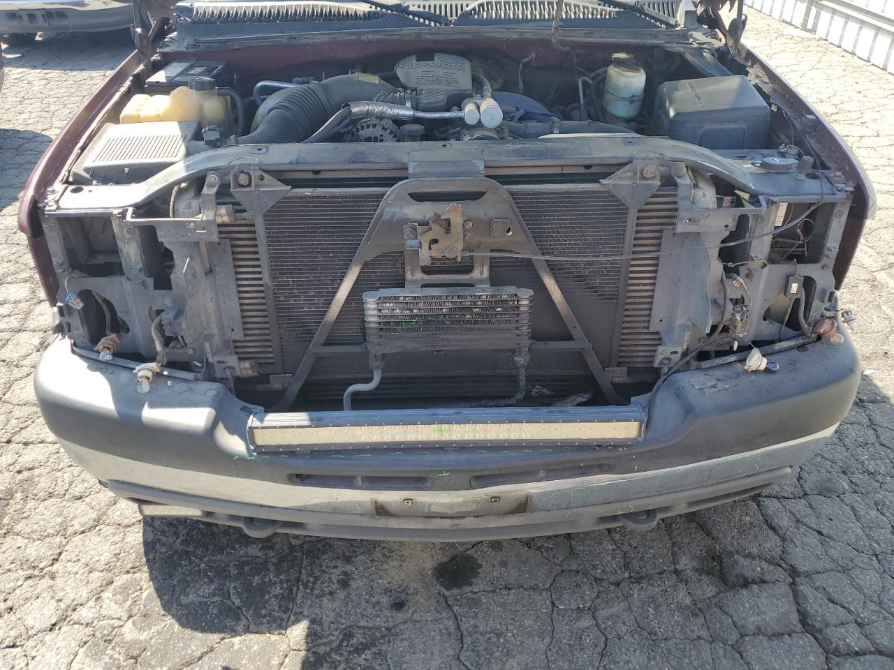 2002 Chevrolet Silverado C2500 Heavy Duty VIN: 1GCHC29112E157883 Lot: 81756265