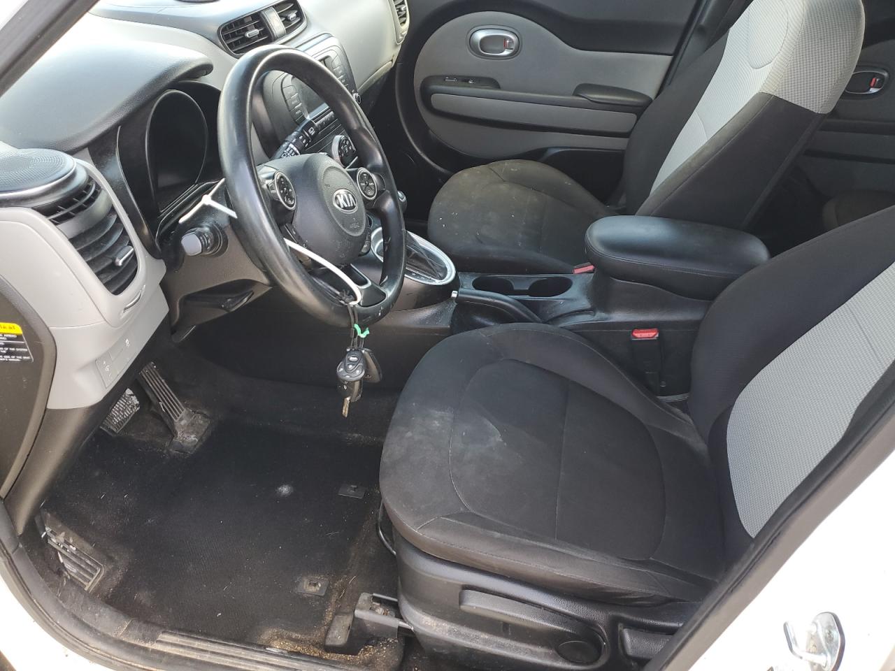 2017 Kia Soul VIN: KNDJN2A2XH7461744 Lot: 83968165