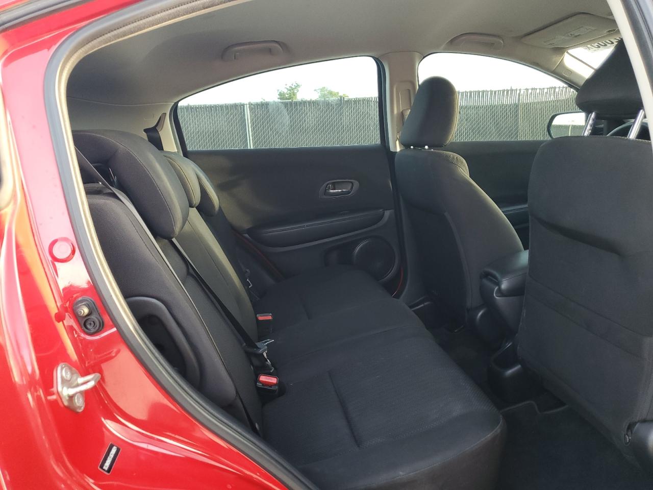 2018 Honda Hr-V Lx VIN: 3CZRU5H37JG700824 Lot: 82062665