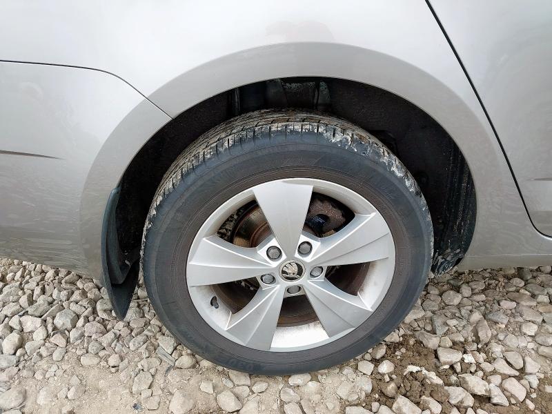 2019 SKODA OCTAVIA 1.5 TSI SE TECHNOLOGY 5DR