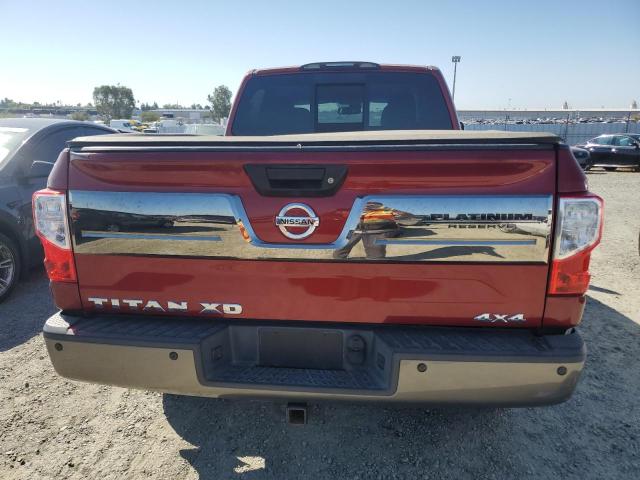 Пикапы NISSAN TITAN 2016 Красный