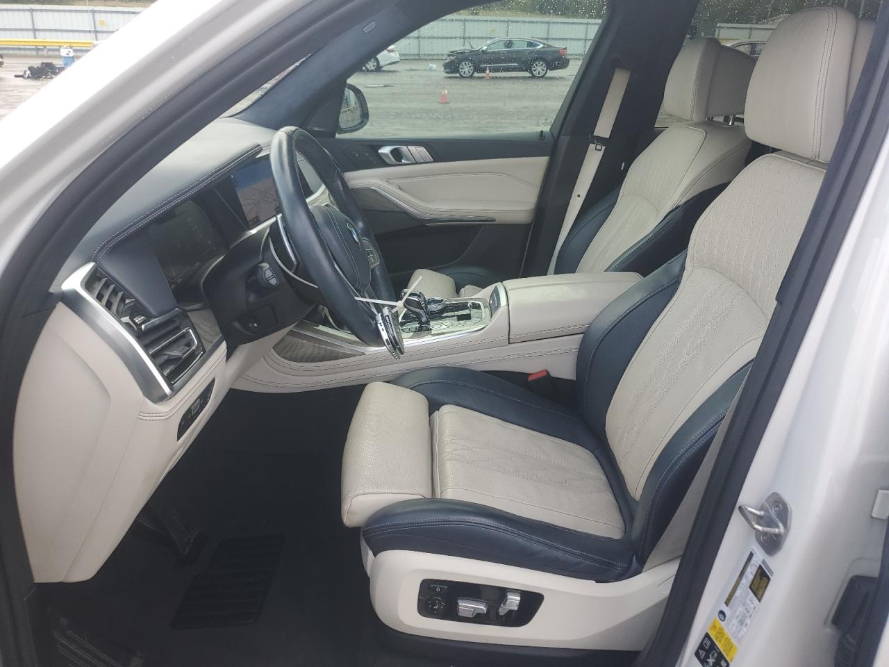 2019 BMW X7 xDrive50I VIN: 5UXCX4C53KLS37640 Lot: 84177915