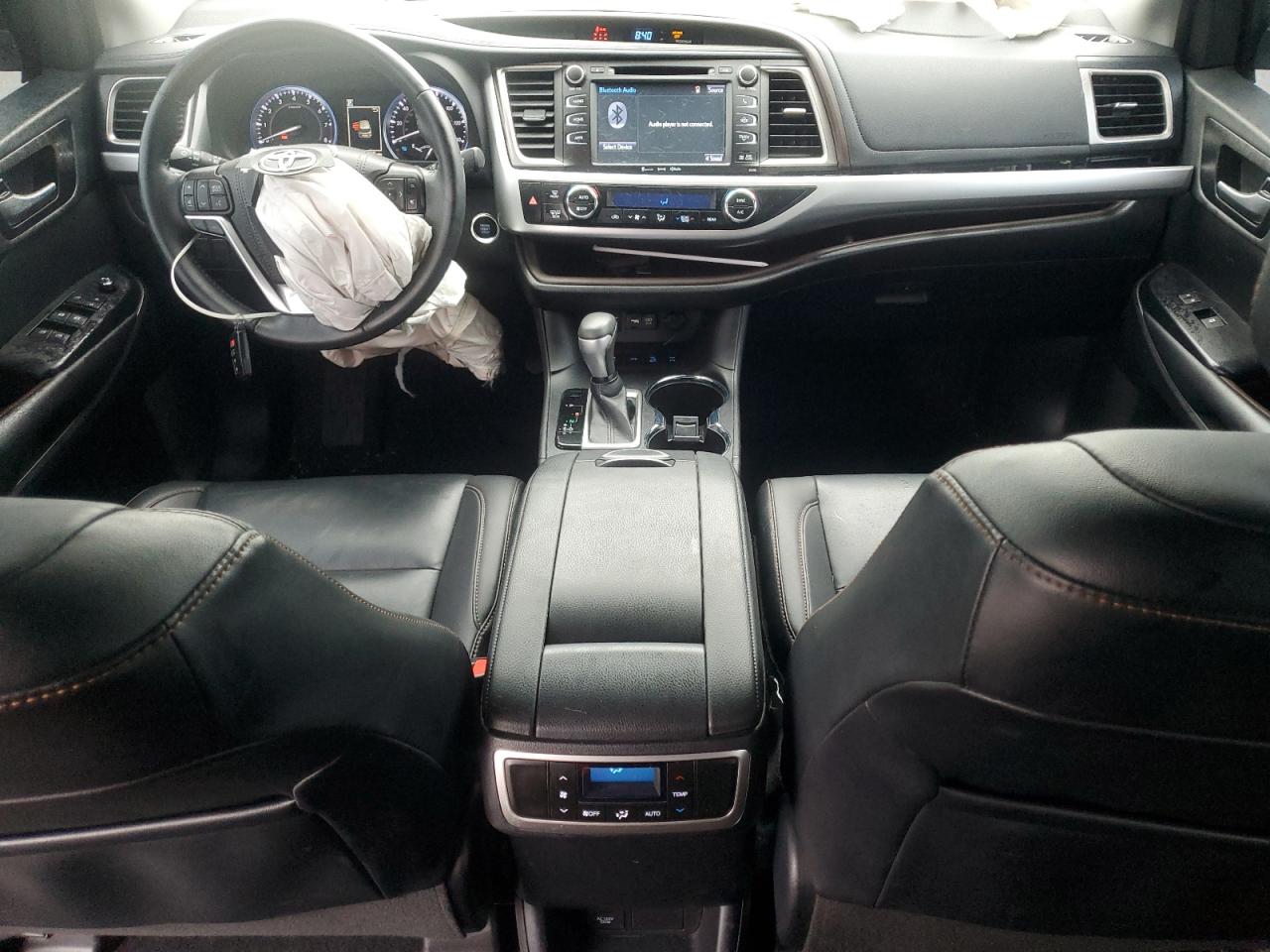 2019 Toyota Highlander Se VIN: 5TDJZRFH8KS596695 Lot: 71899495