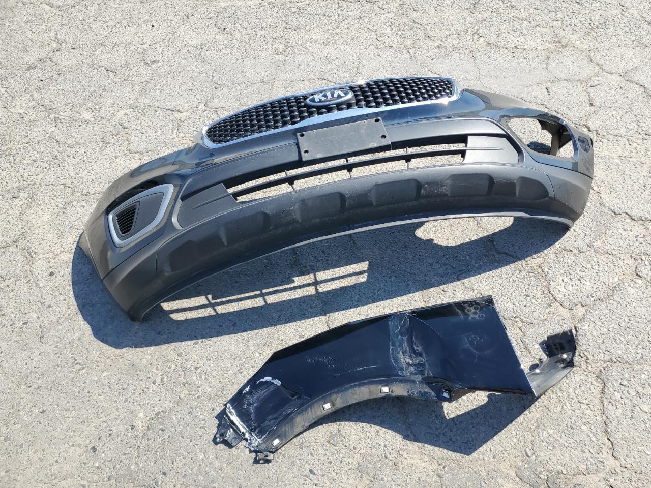 2018 Kia Sorento Lx VIN: 5XYPG4A33JG413570 Lot: 81615485