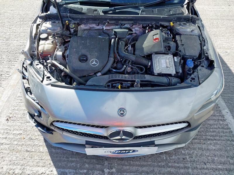 2020 MERCEDES-BENZ CLA 180 AMG LINE PREMIUM 
