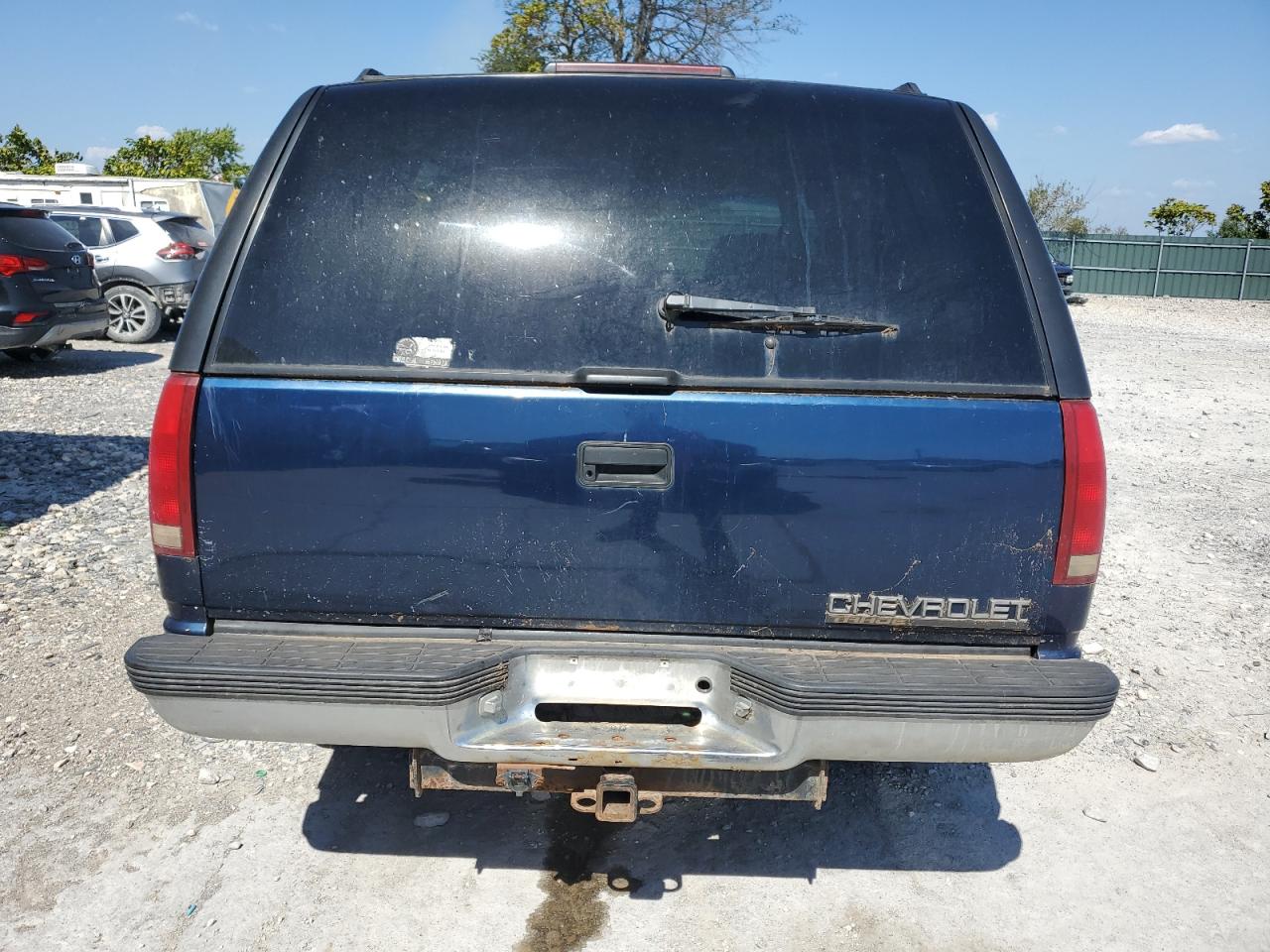 1996 Chevrolet Tahoe K1500 VIN: 1GNEK13R9TJ317958 Lot: 81913865