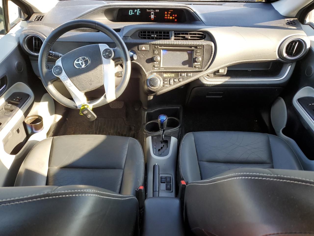 2014 Toyota Prius C VIN: JTDKDTB31E1076074 Lot: 81080365