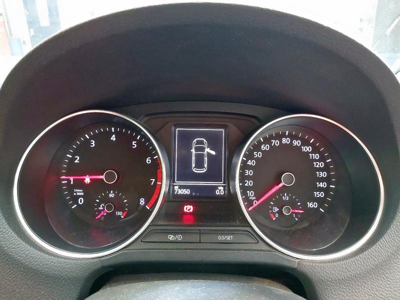 2015 VOLKSWAGEN POLO SE