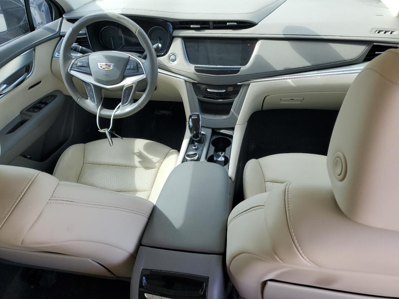 car-image car-image
