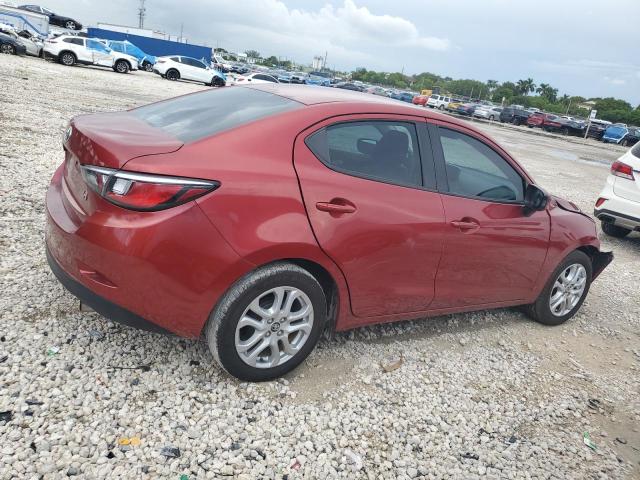  TOYOTA YARIS 2018 Czerwony
