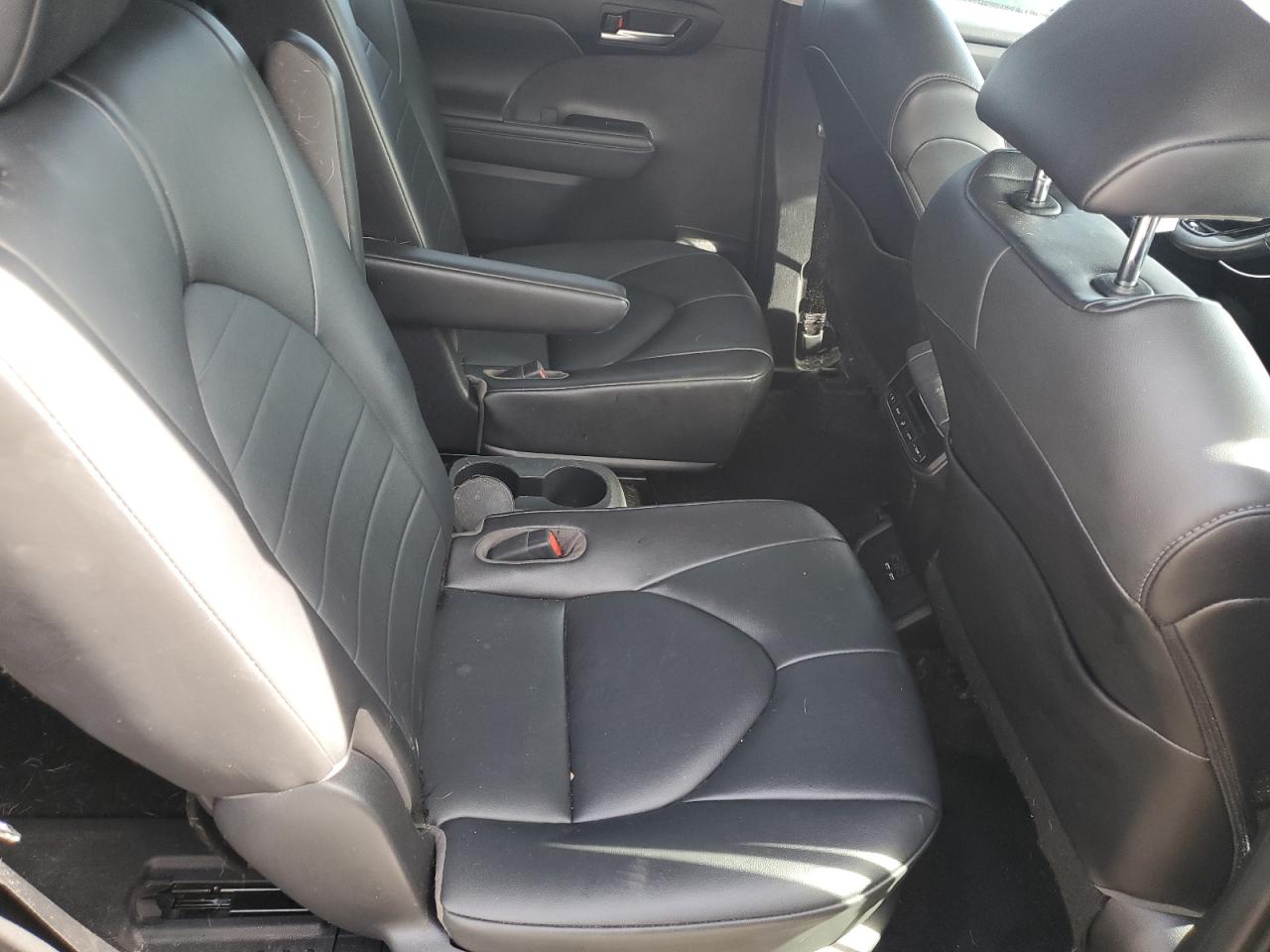 2021 Toyota Highlander Hybrid Xle VIN: 5TDGBRCH7MS046359 Lot: 71486625