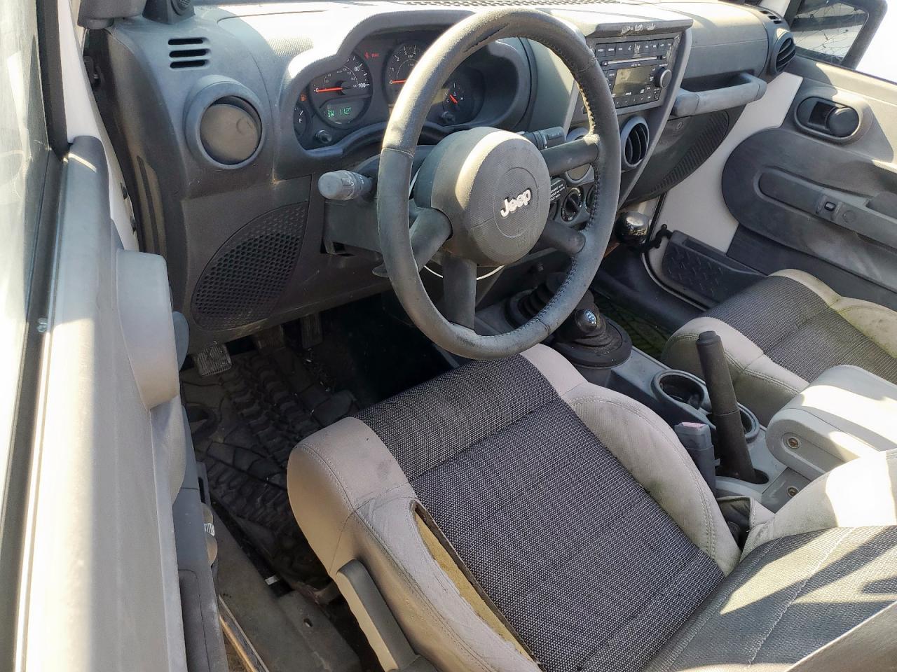 2007 Jeep Wrangler X VIN: 1J4FA24127L103865 Lot: 80844005