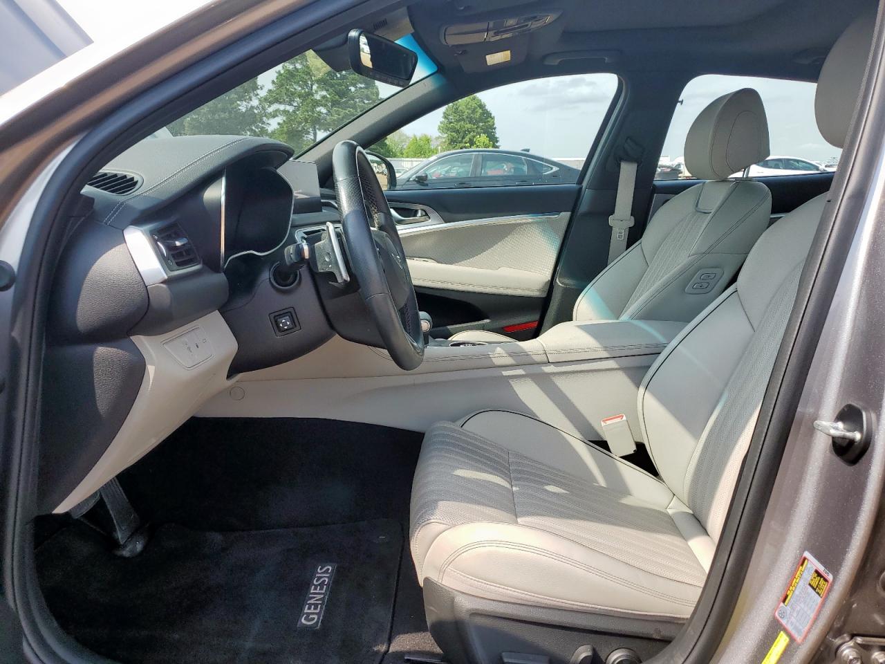 2022 Genesis G70 Base VIN: KMTG34TA8NU103900 Lot: 71026305